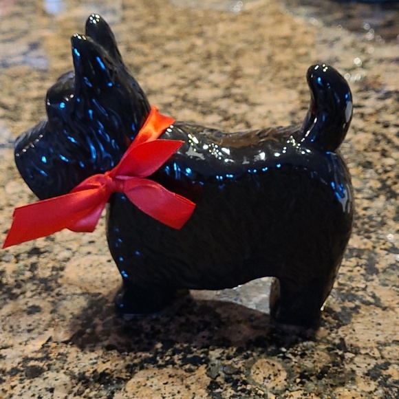 Meet your Posher, Marguerite - Picture 1 of 1